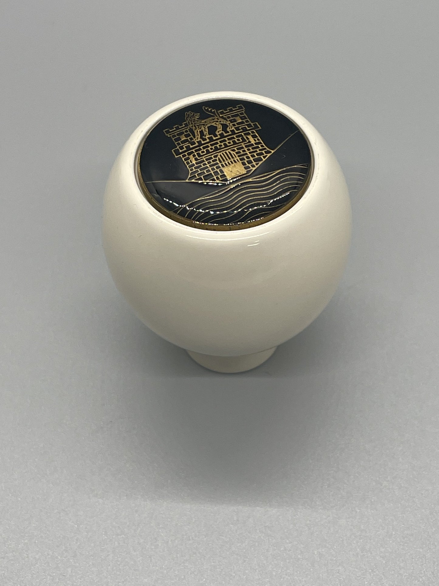 Wolfsburg Shift Knob - Gold Castle